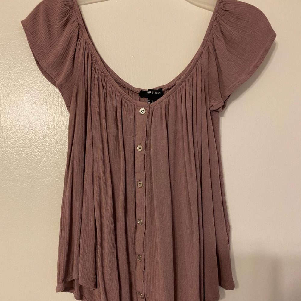Cute Forever 21 off the shoulder button down top!
